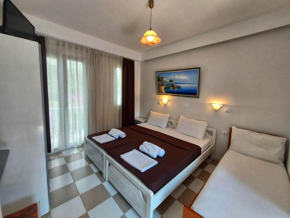 Calma Studios Parga Esterno foto